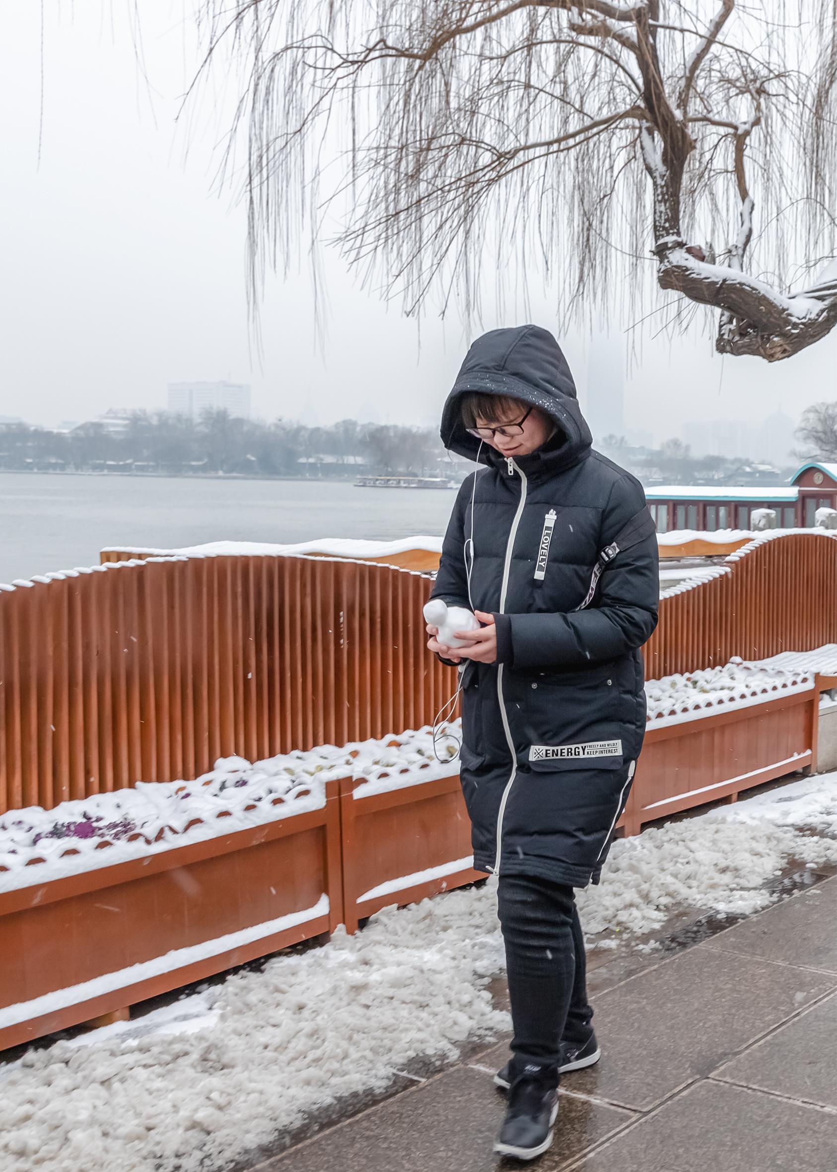 雪后济南的惊艳之美，一幅宁静与活力的画卷