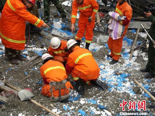 工地惊天事故，五人惨死！悲剧背后的警示与反思。